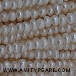 330071 centerdrilled pearl about 2-2.5mm.jpg